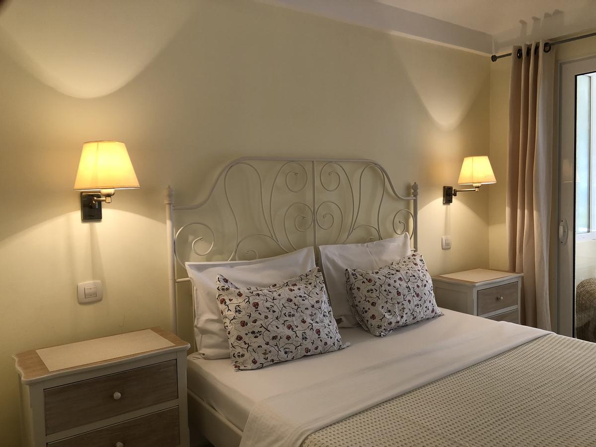 Guest House Sea Breeze Светі-Стефан Екстер'єр фото